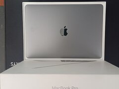 Macbook Pro 2020, 100% Baterie